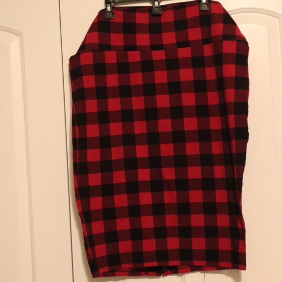 Torrid Red/Black Buffalo Plaid Stretchy Pencil Skirt Wide Waistband Plus 3 - Picture 1 of 10